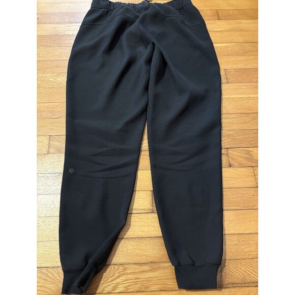 Lululemon Size 8 On The Fly Jogger Pants Black - Picture 3 of 4